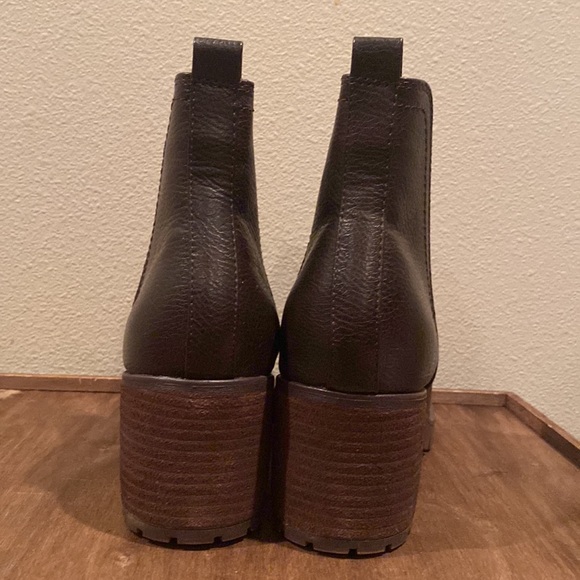 MIA chocolate leather ankle boots size 10 - Picture 4 of 7